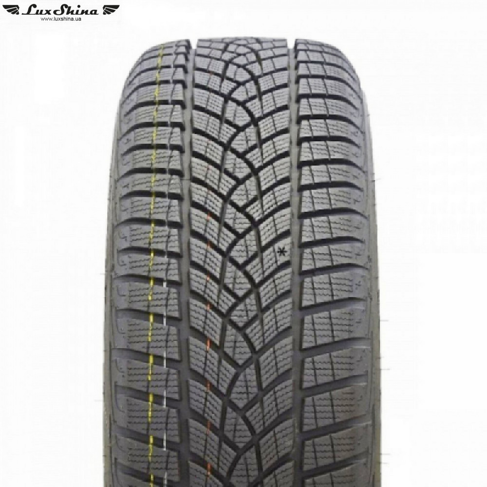 Goodyear UltraGrip Performance + SUV 215/55 R18 99V XL