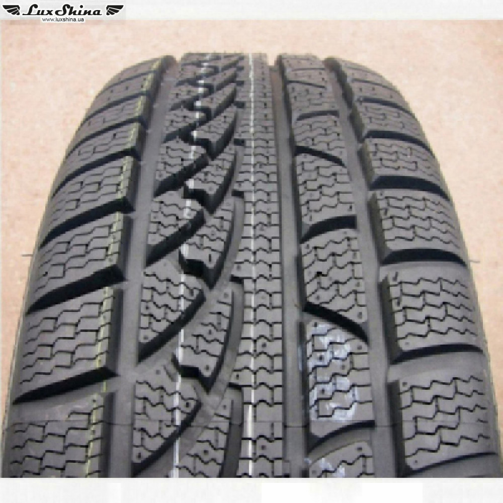 Petlas Snowmaster W651 205/55 R17 91H