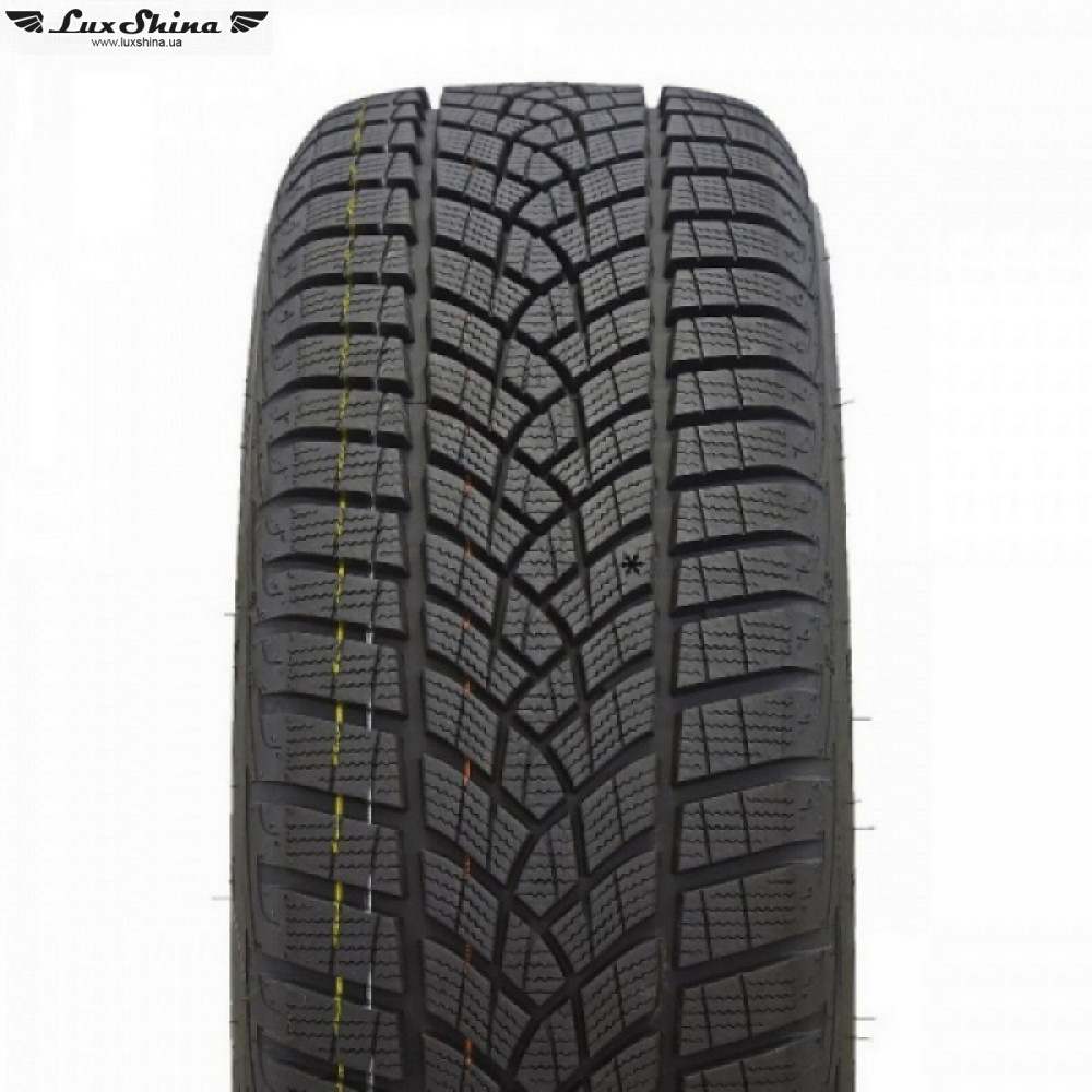 Goodyear UltraGrip Performance + 255/45 R20 105T XL FP